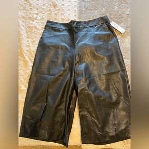 Bisou Bisou faux leather culotte pant